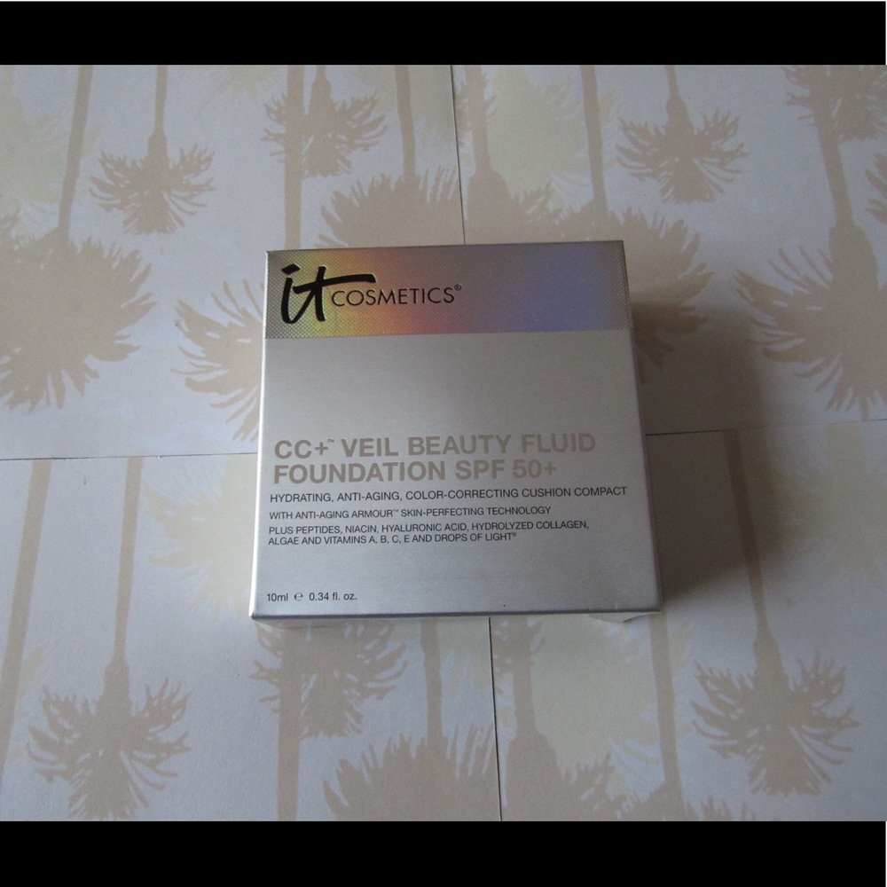 It Cosmetics CC Veil Beauty Fluid in Rich